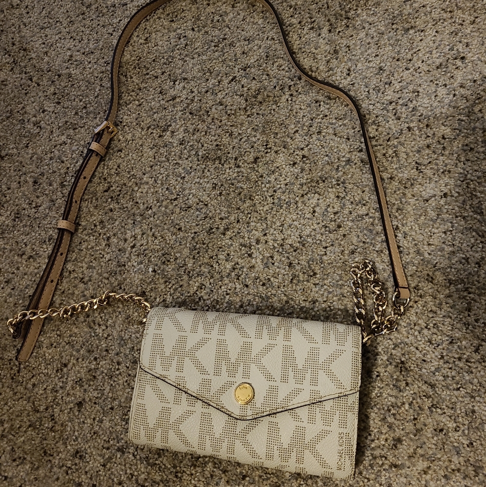 Michael kors purse